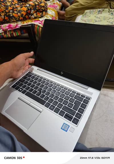 HP EliteBook Laptop – Core i5 8th Gen – Excellent Condition (9/10)