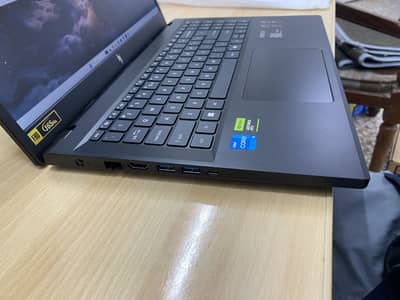 Acer nitro v15 RTX 5050 8Gb i5 13th gen