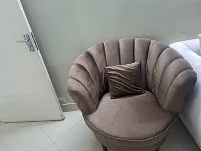 5 seater sofa set used like new