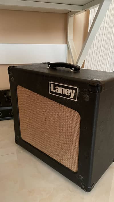 Laney Cub 12R Tube Amp 15W – Excellent Condition – Guitar Amplifier