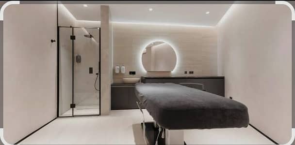 Santy Beauty Saloon & Spaa