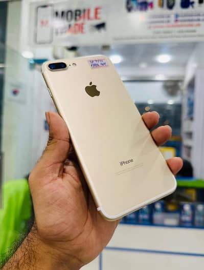 iphone 7 plus PTA approved 128gb my wtsp/0341-68;86-453