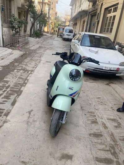 brand new united scooty for sell