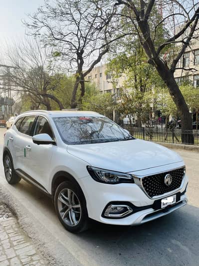 MG HS TROPHY 1.5 Turbo