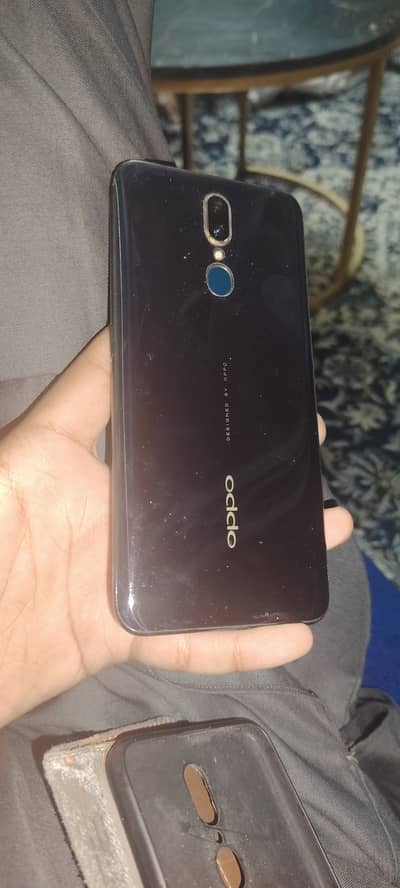 OPPO F11