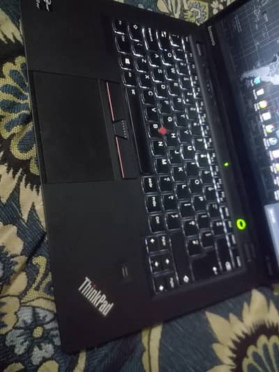 Lenovo ThinkPad X1 carbon i7 | 8GB RAM | 240GB SSD | Touch | Backlit