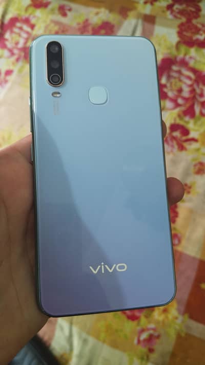 Vivo y17