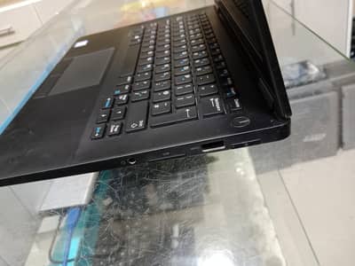 Dell 7270 i5 6th gen 8GB Ram 256 GB SSD