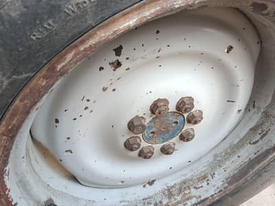 FORD 4000 WITH TROLLY PORA SET