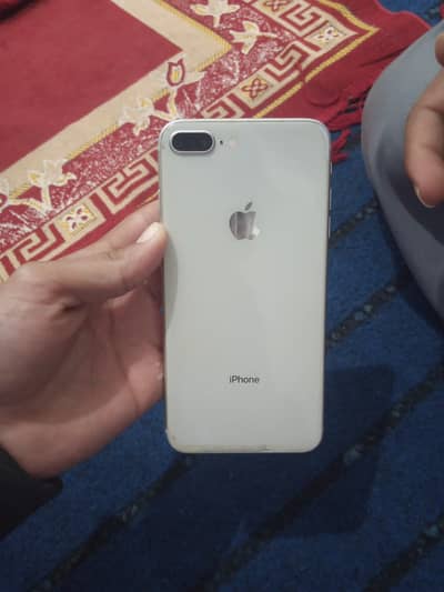 Apple iPhone 8 Plus (03148107560)