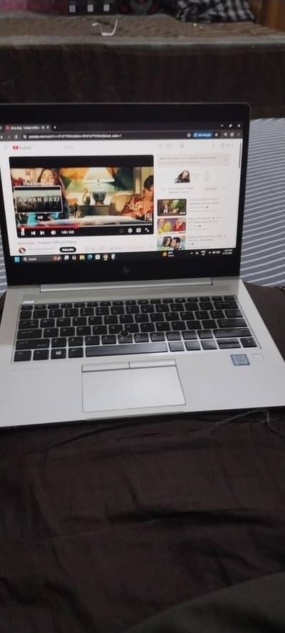 hp elitebook 830 G5 new Condition