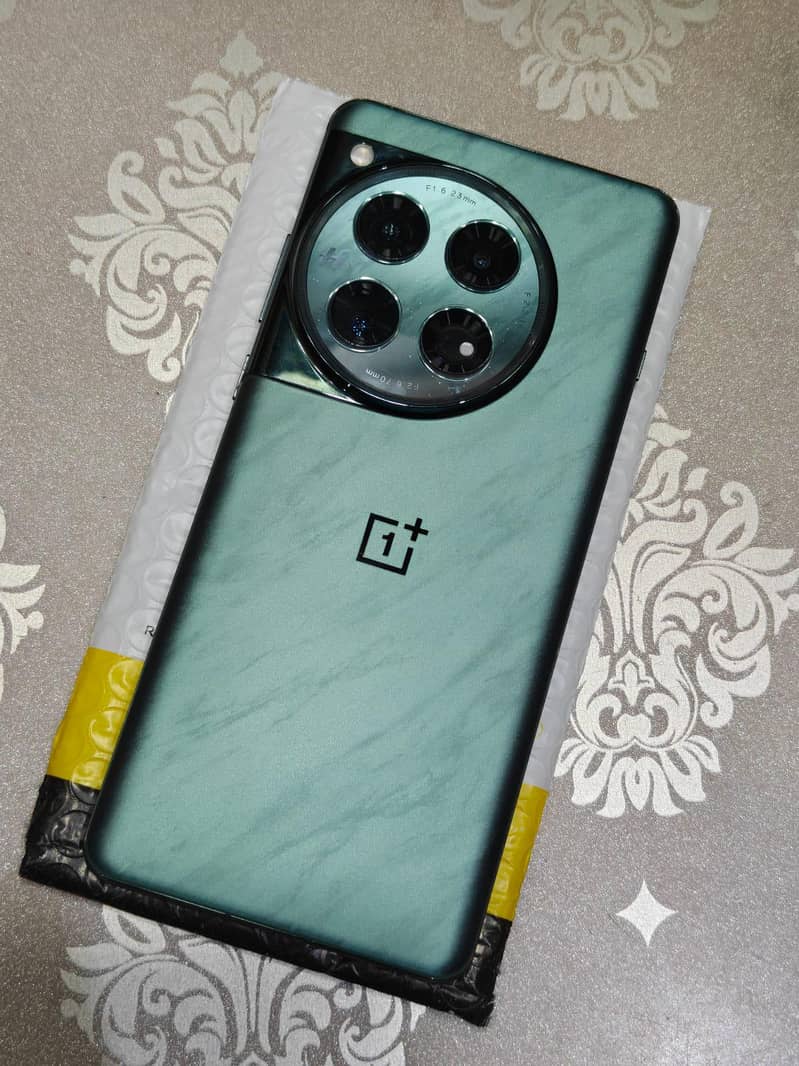 Oneplus 12 4