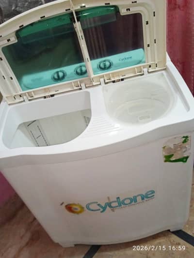 Kenwood washing machine twin tub model number KWM-930SA CYCLONE
