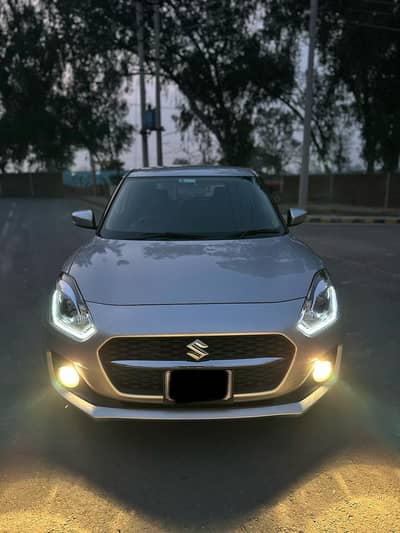 Suzuki Swift GLX CVT