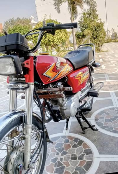 Honda CG 125 2021 Red lush condition family use