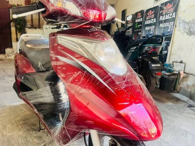 united 100cc 2023 petrol auto matic scooty