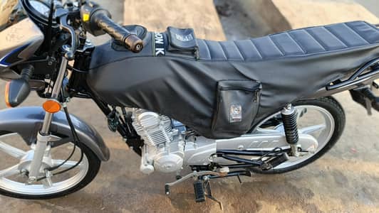 Suzuki GD110s 7500km Brand New