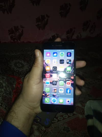 iphone 7 plus. 128.03416792139 Whatsapp.