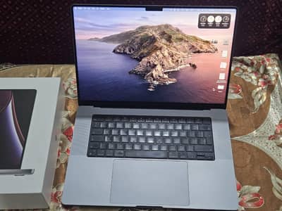 Apple MacBook Pro M2