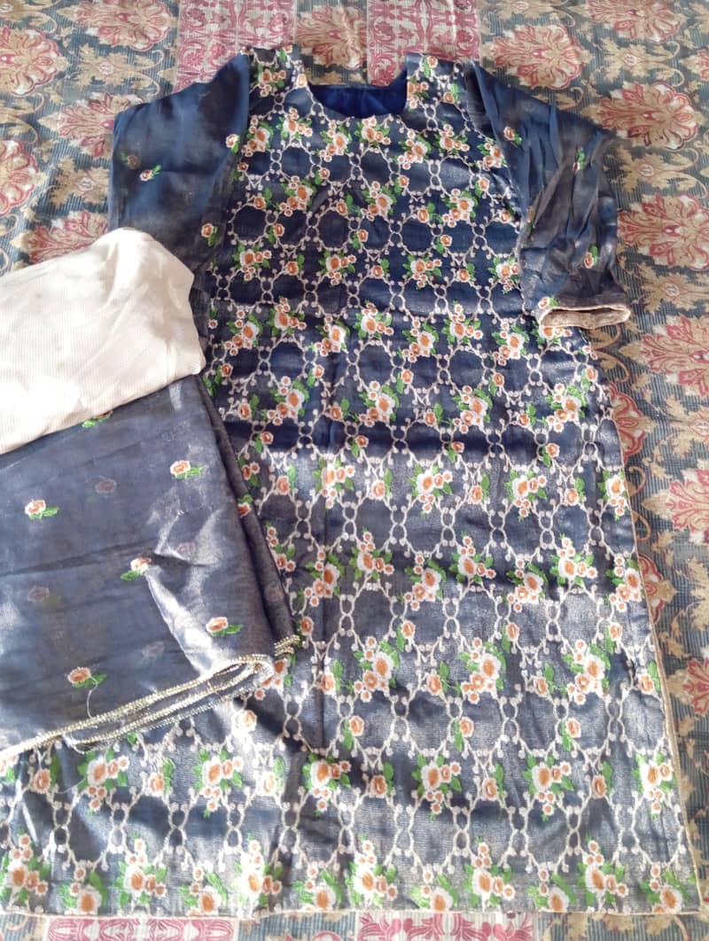 Preloved dresses 12