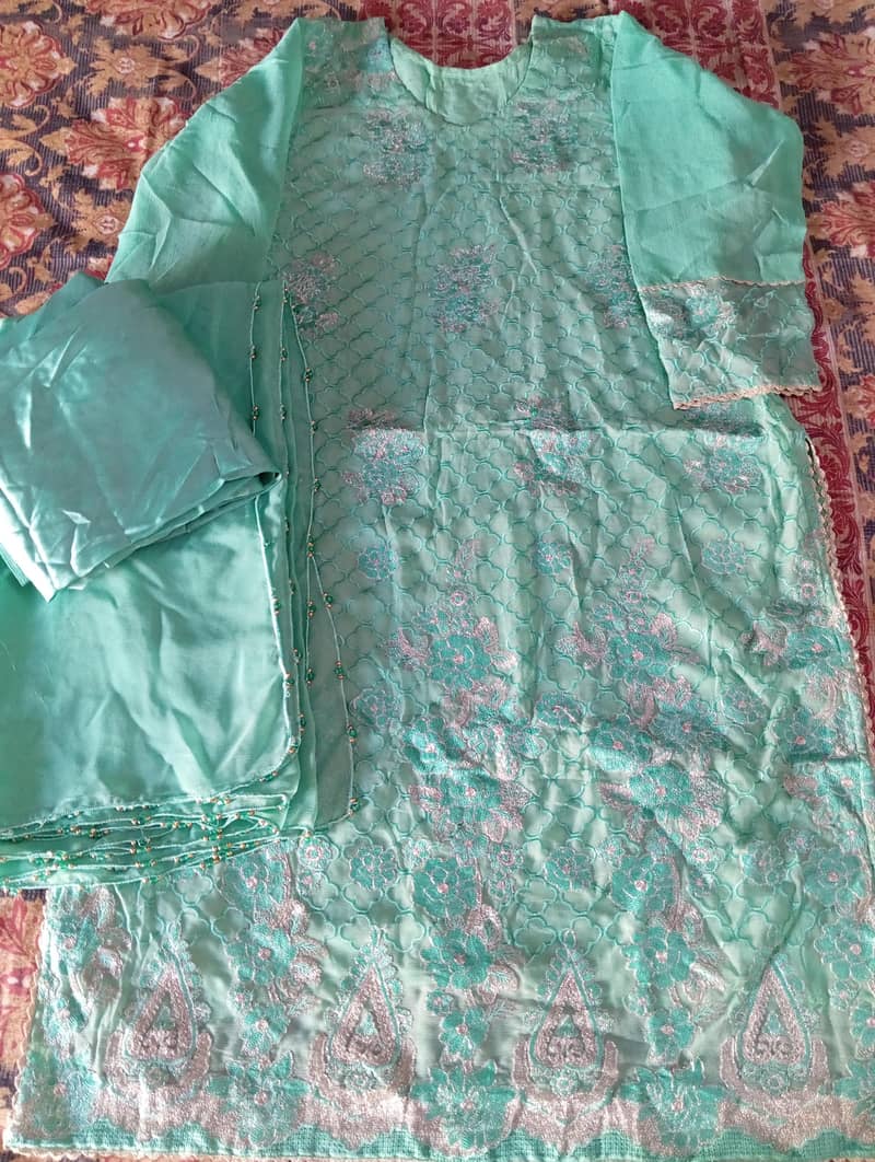 Preloved dresses 14