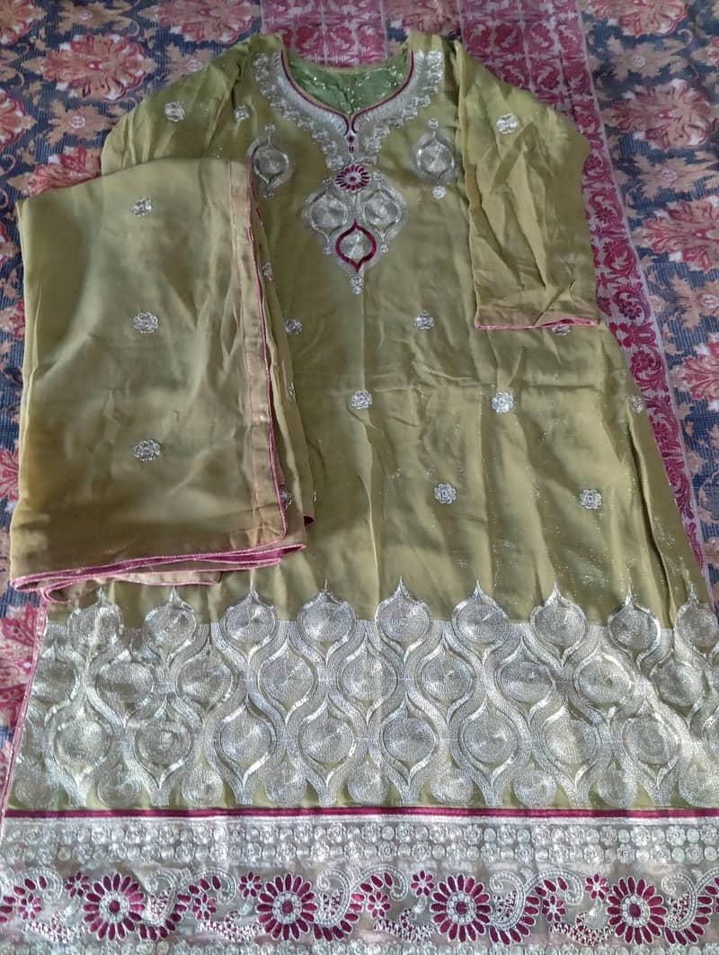Preloved dresses 16