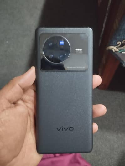 vivo X80