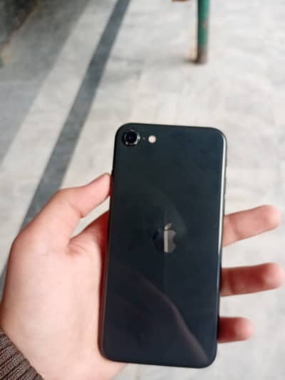 iPhone SE 2 original everything working 78 battery health 10/10