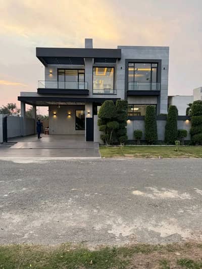 1 Kanal Brand New Luxury Furnished House for Rent in a Prime Location of Bahria Town, Lahore.