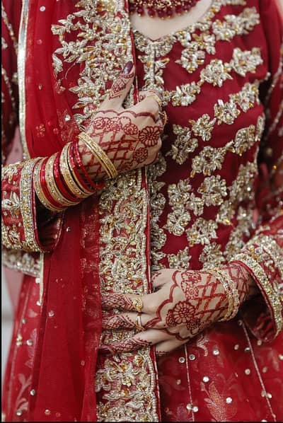Bridal dress! Wedding lehnga! Eastern dress! Bridal lehnga!