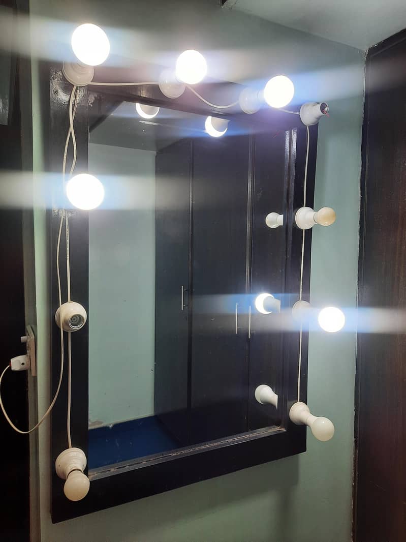 Makeup Mirror ( 5 by 3) 3