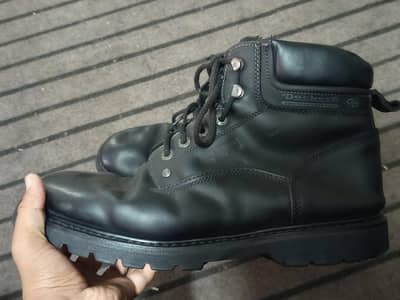 imported leather shoes