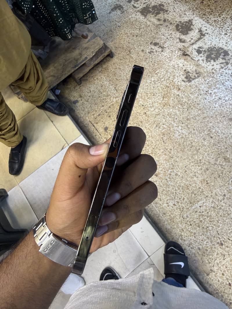 Iphone 12 pro 2