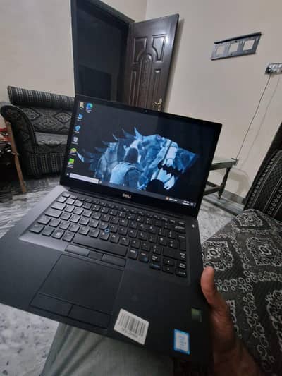 Dell Latitude Laptop for Sale (Brand New Condition) Slightly Used