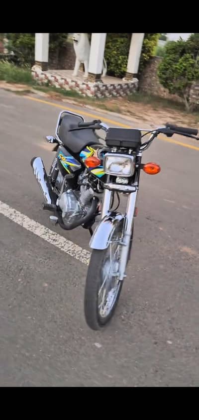 HONDA CG 125  (Unregistered)  6,995 KM Genuine Mileage -Lush Condition
