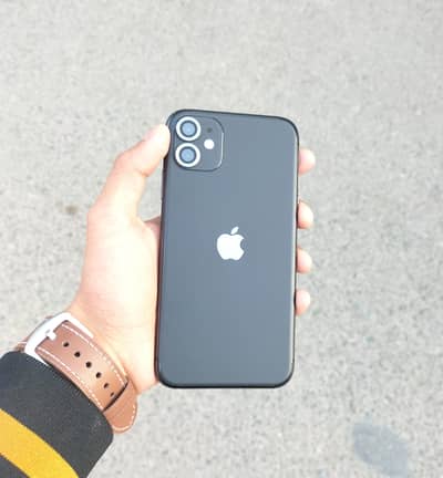 IPHONE 11 (64gb) PTA APPROVED - MINT CONDITION
