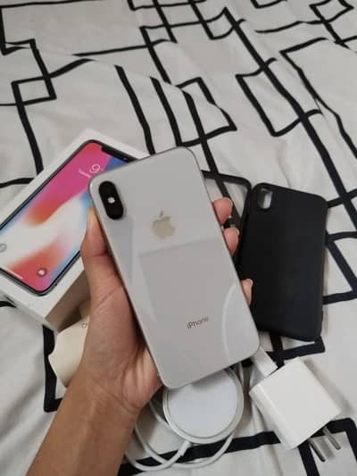 iphone x 256 GB my WhatsApp number 03 25 022 67 56