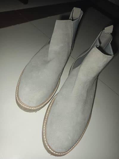 ZARA Chelsea Boots