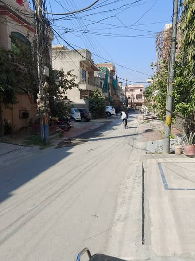 5 Marla neat and clean upper Portion available for rent in Johar Town near Imporioum mall