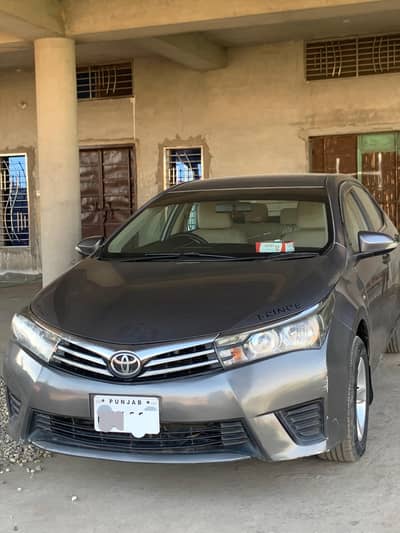 Toyota Corolla gli 2015 model
