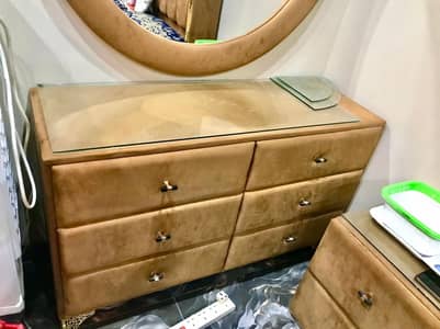 bed dressing side table with metress