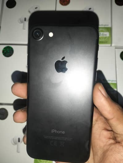 Apple iPhone 7 – Non PTA – Good Condition – WiFi Use