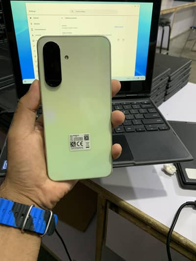 SAMSUNG A36 8GB RAM 256 HARD