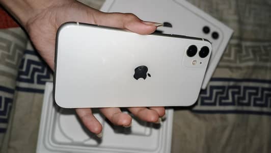 I phone 11 with box