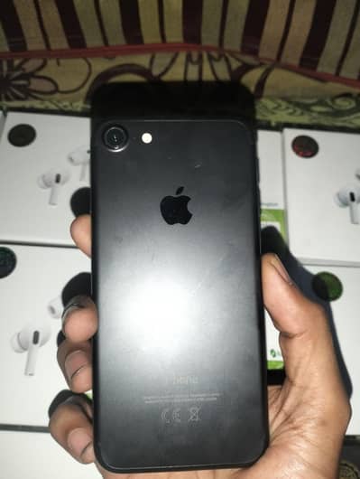 Apple iPhone 7 – Non PTA – Good Condition – WiFi Use