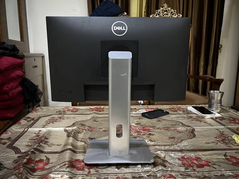 Dell Led border less 0
