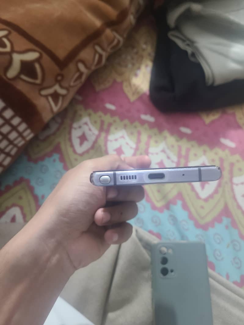 Samsung Note 20 3