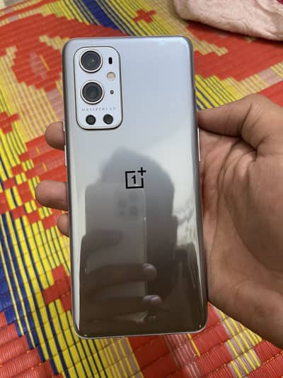 Jis ko interest ha wohi rabta karay