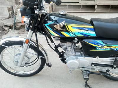 CG 125 Black Computerized Registered