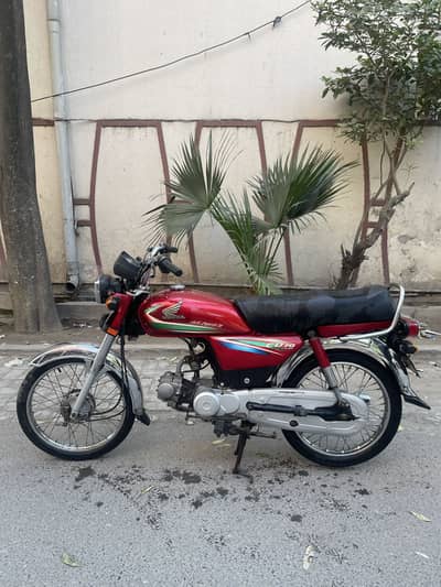 Used Honda 70 03274066310 contact on WhatsApp